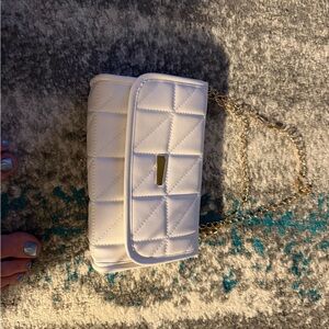 Quilted White Chain Strap Crossbody Bag